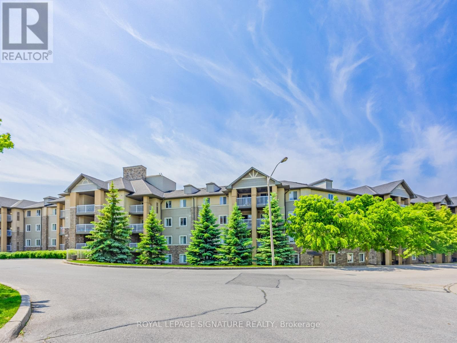 430 - 684 WARDEN AVENUE — Toronto (Clairlea-Birchmount), Ontario - Main photo