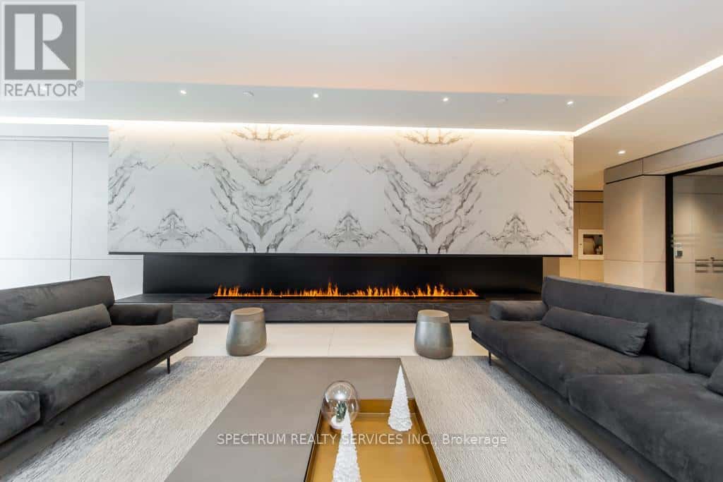 A-1007 - 30 UPPER MALL WAY — Vaughan (Brownridge), Ontario - Photo 3 of 24