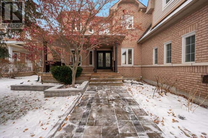 785 QUANTRA CRESCENT — Newmarket (Stonehaven-Wyndham), Ontario - Photo 4 of 43