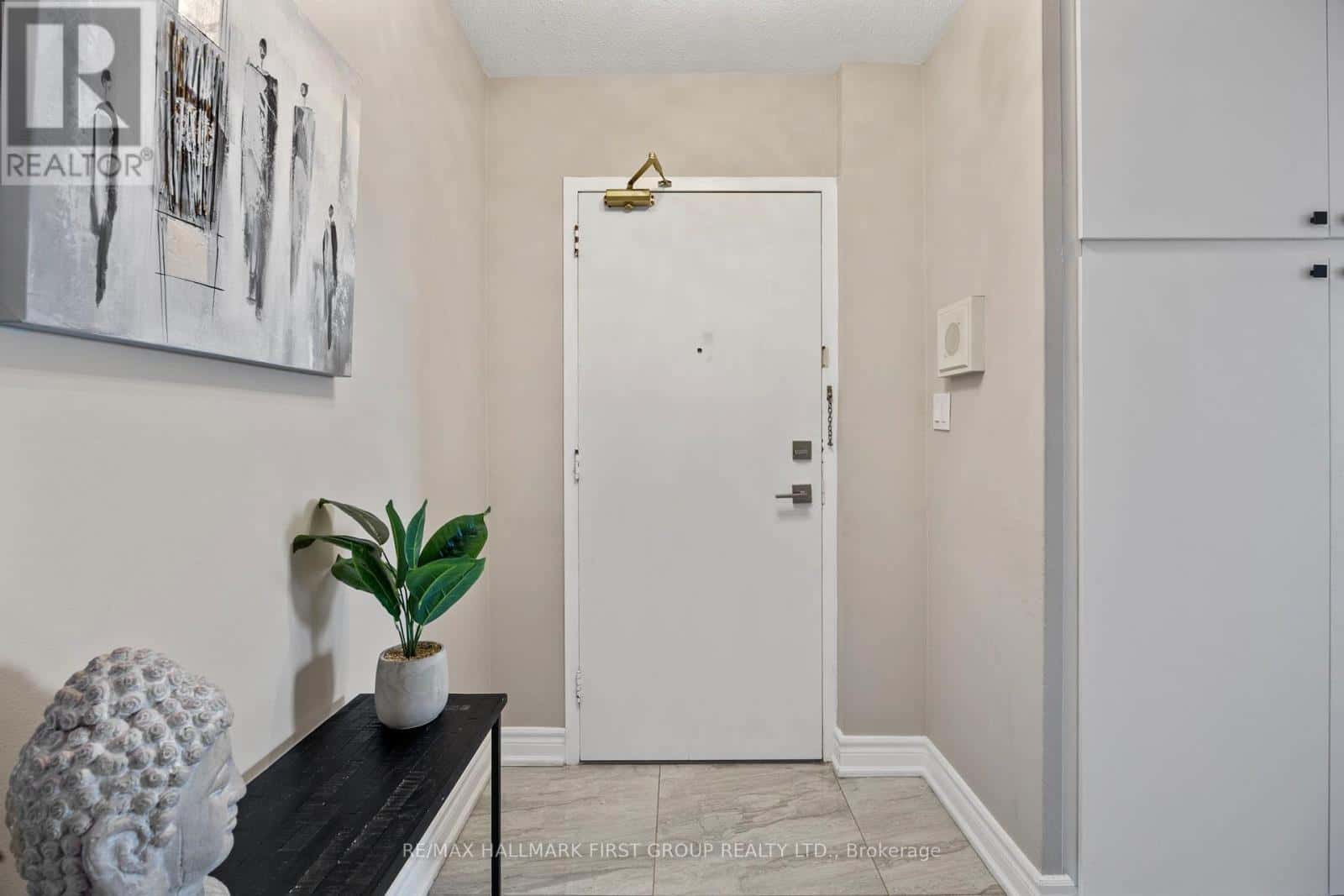 1508 - 5 VICORA LINKWAY — Toronto (Flemingdon Park), Ontario - Photo 5 of 42