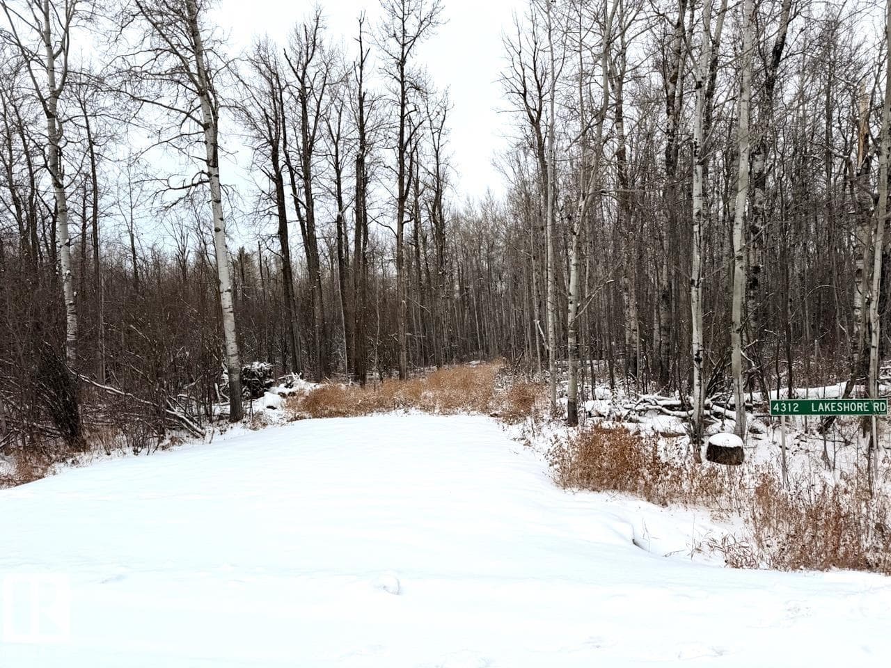 4312 Lakeshore RD — Rural Parkland County, Alberta - Main photo