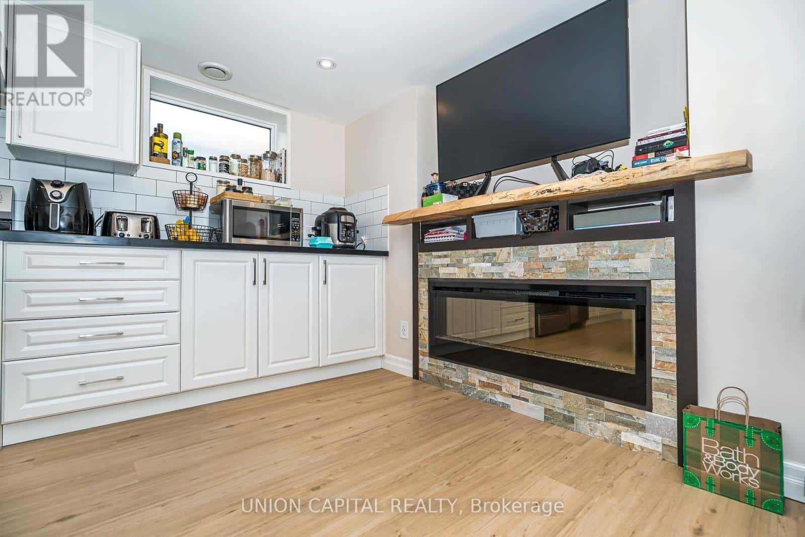 BASEMENT - 40 PEVERIL HILL N — Toronto (Humewood-Cedarvale), Ontario - Photo 5 of 18