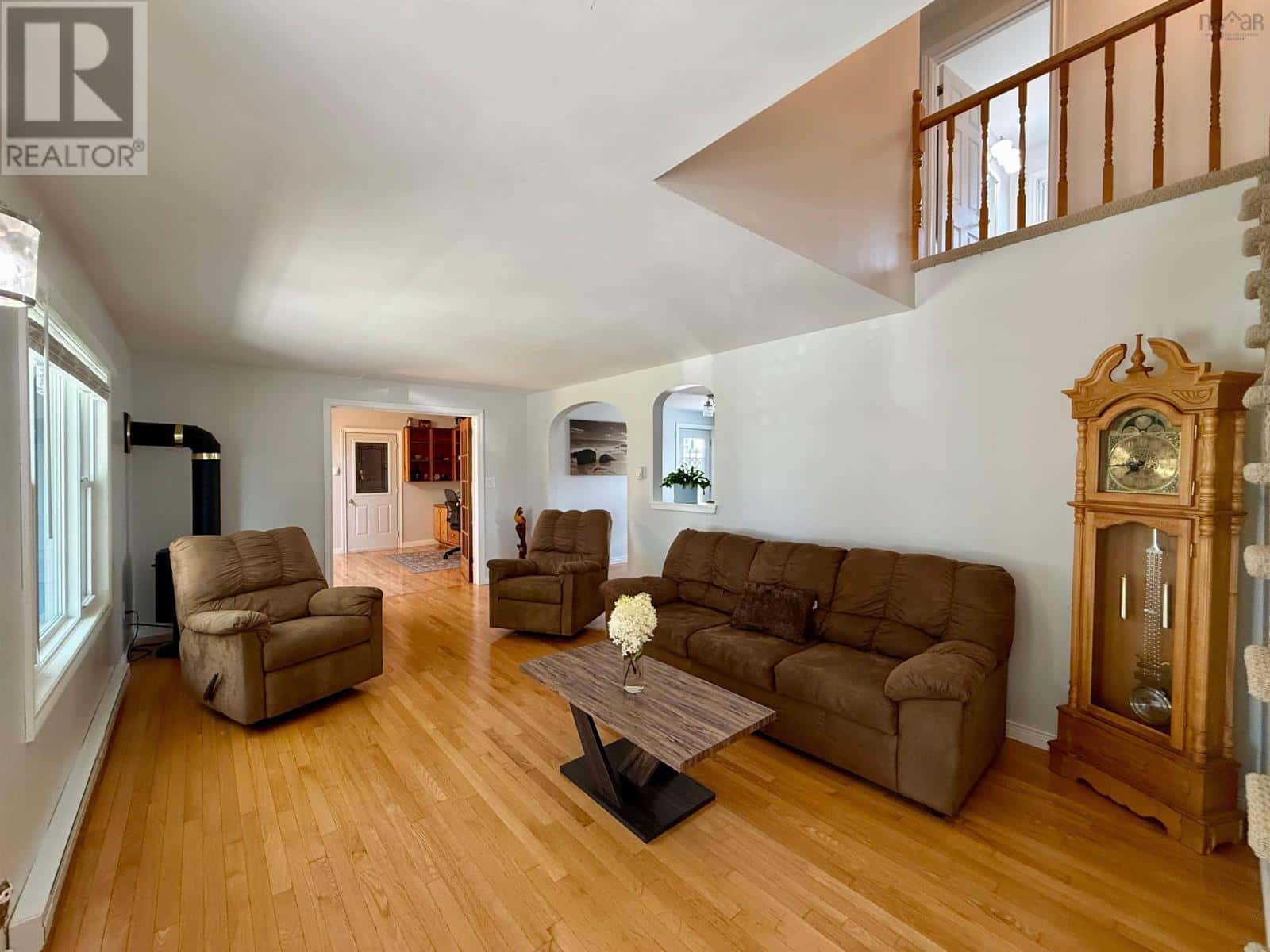 20 Parade Street — Yarmouth, Nova Scotia - Photo 2 of 18