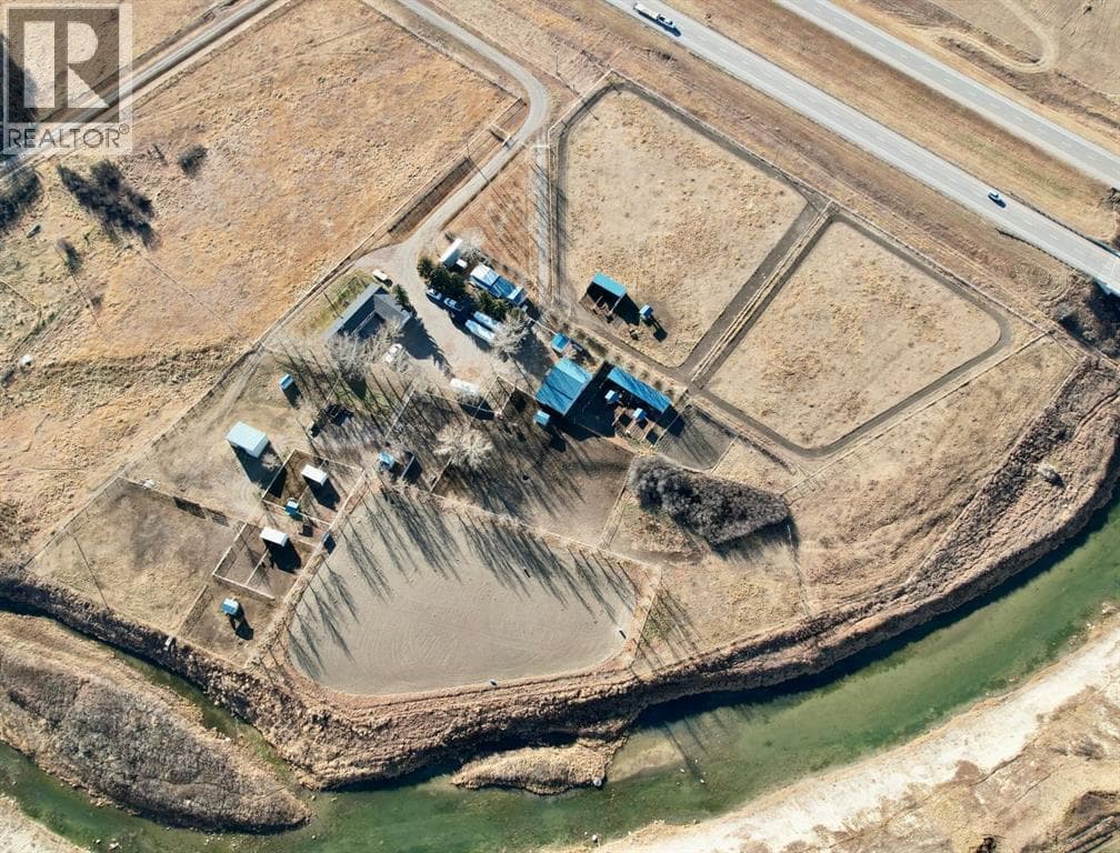 95041A Hwy 2 — Fort Macleod, Alberta - Main photo