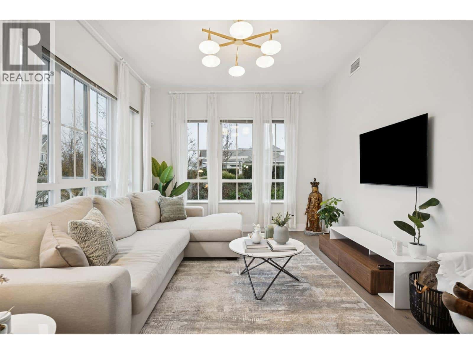 103 5535 ADMIRAL WAY — Delta, British Columbia - Photo 3 of 37