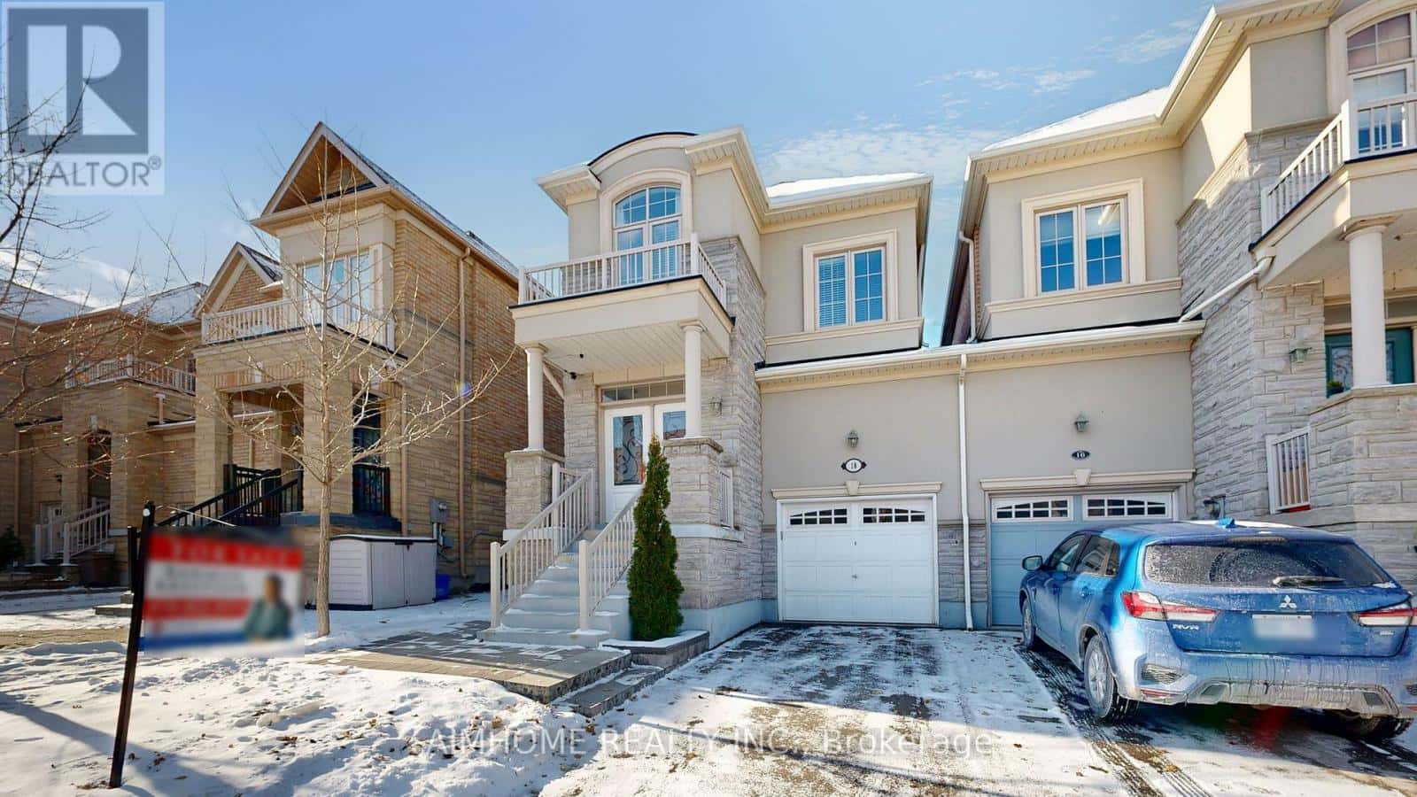 18 BRISTLEWOOD CRESCENT — Vaughan (Patterson), Ontario - Photo 2 of 50