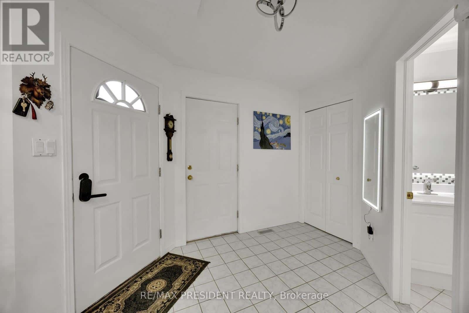 18 - 10 CHALKSTONE DRIVE — London South (South X), Ontario - Photo 3 of 47