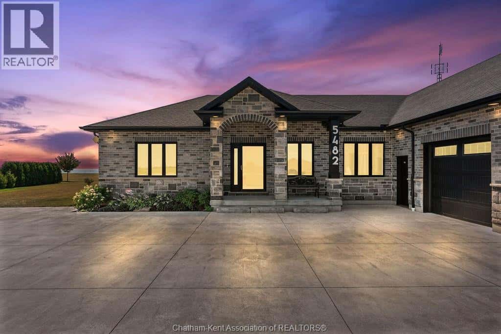 5482 Talbot TRAIL — Merlin, Ontario - Photo 3 of 49