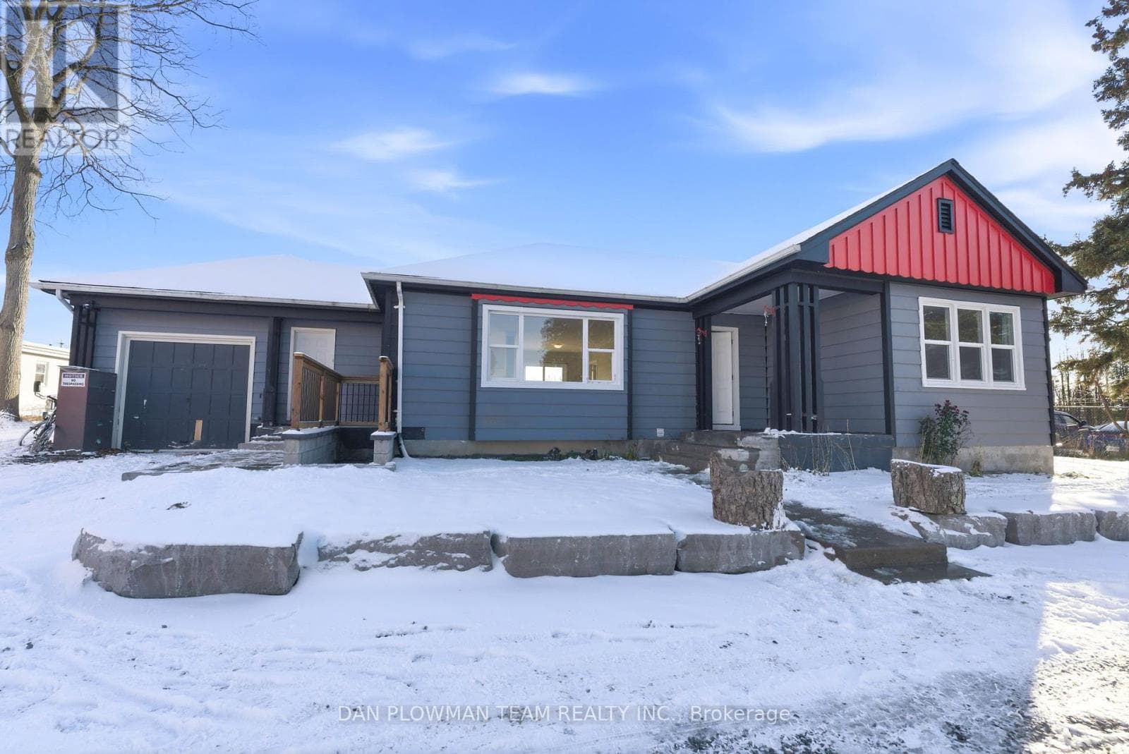 121 DORSET STREET E — Port Hope, Ontario - Main photo