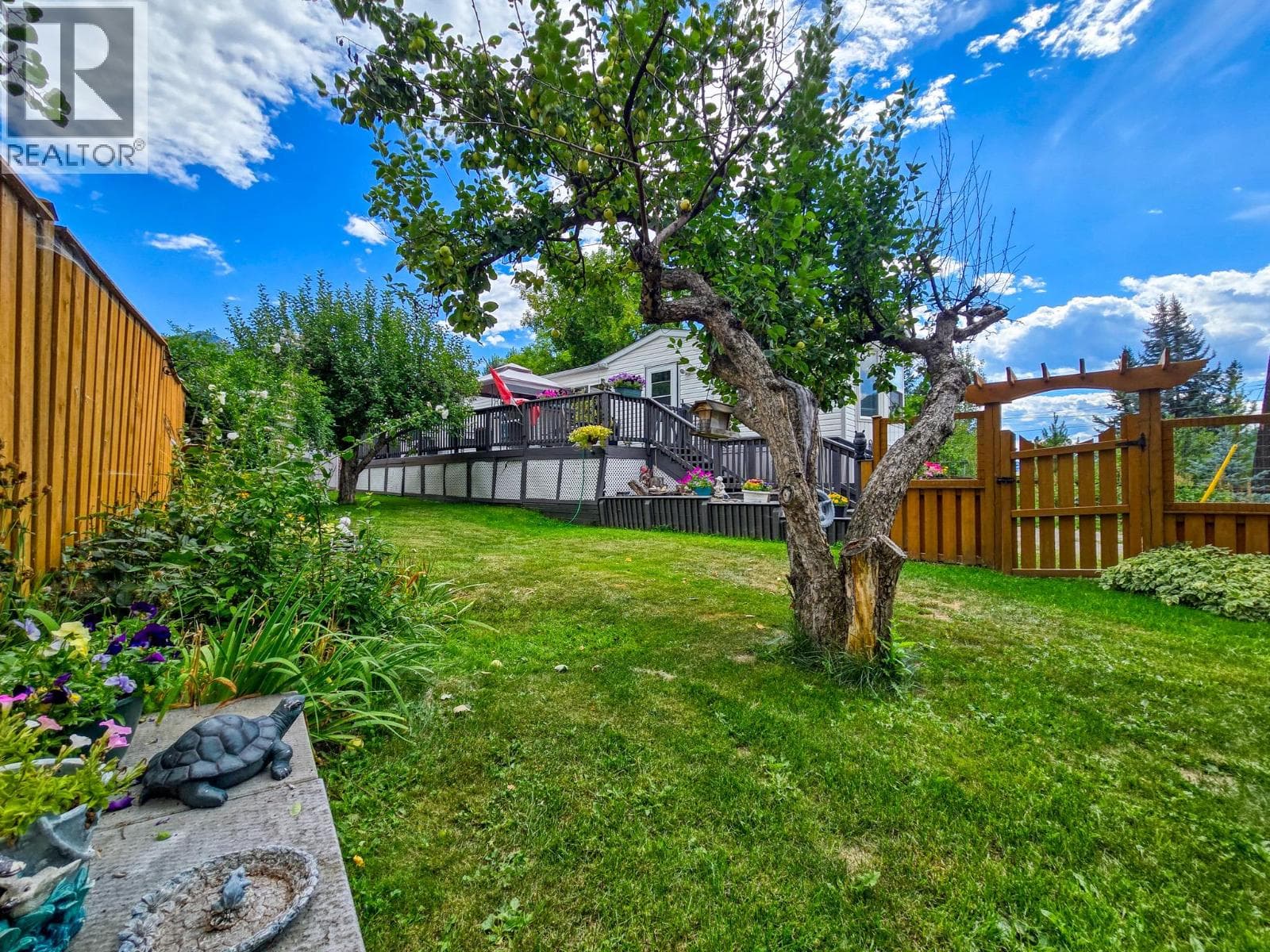 4789 Riverview Drive — Edgewater, British Columbia - Main photo