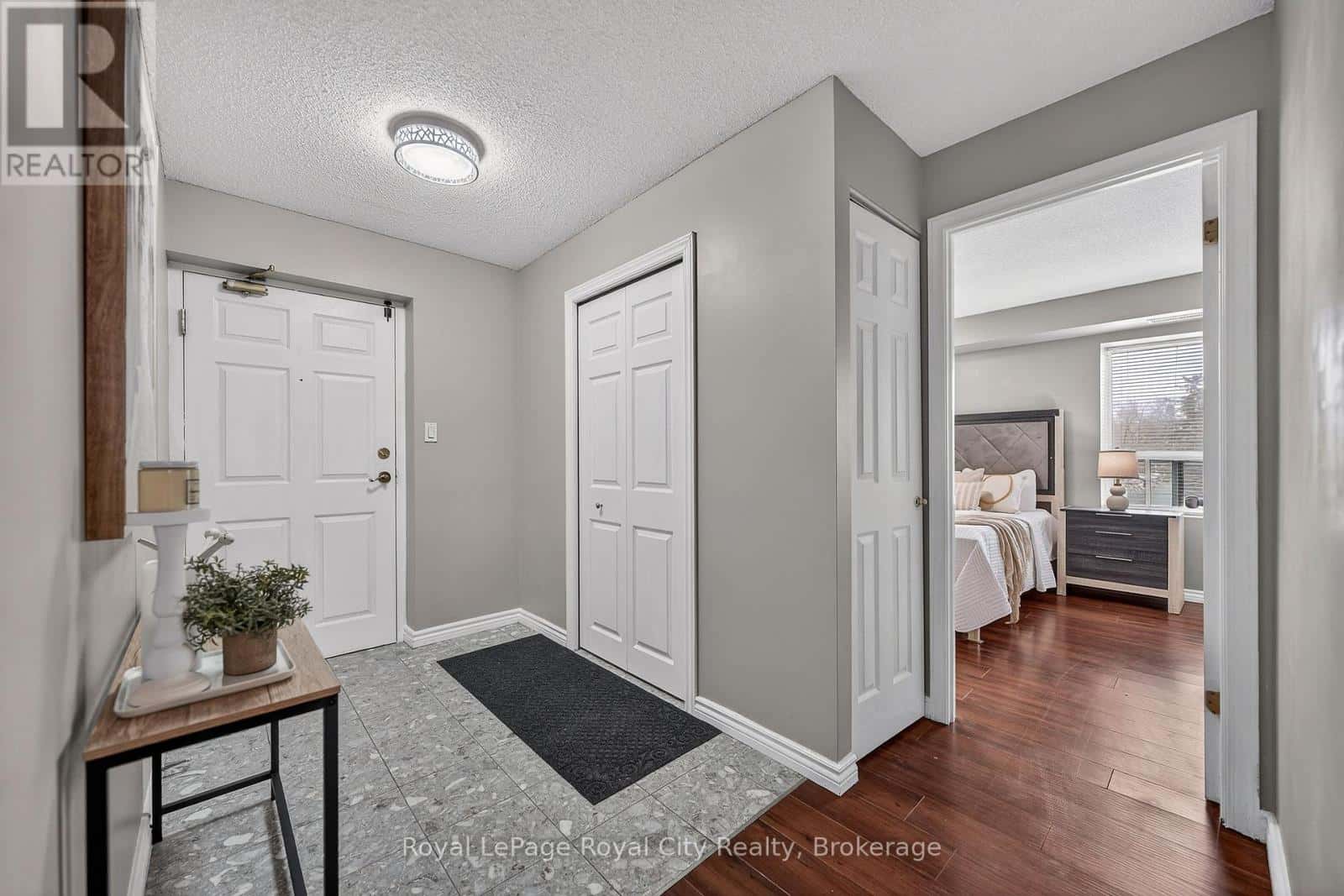 701 - 281 BRISTOL STREET — Guelph (Junction/Onward Willow), Ontario - Photo 5 of 50