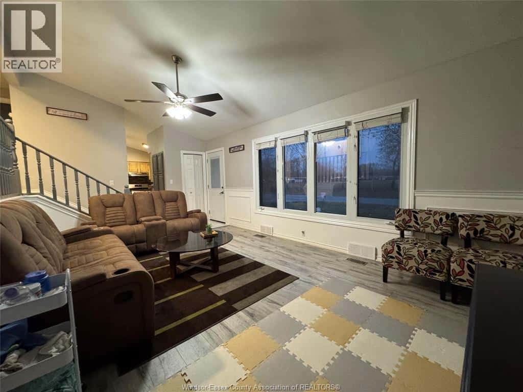 3175 VIRGINIA PARK AVENUE — Windsor, Ontario - Photo 4 of 33