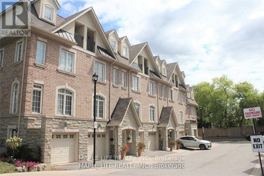 5 HAYES LANE — Toronto (Willowdale East), Ontario - Main photo