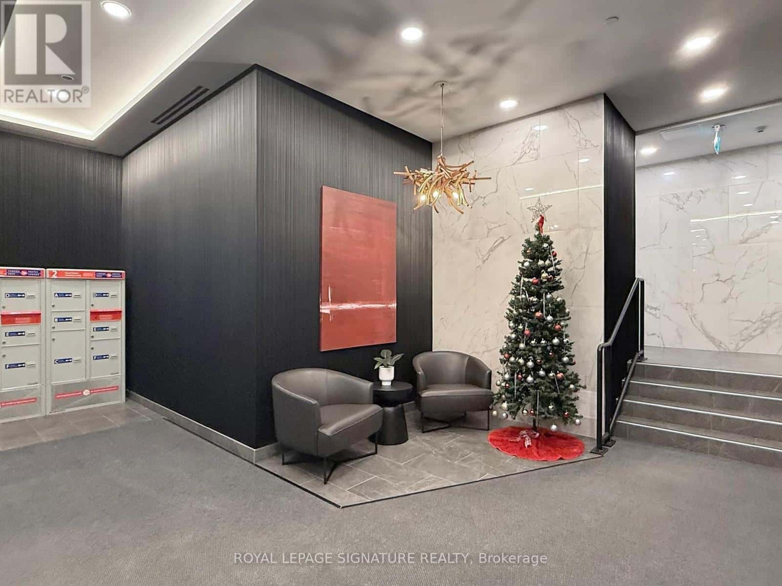 301 - 1400 KINGSTON ROAD — Toronto (Birchcliffe-Cliffside), Ontario - Photo 3 of 30