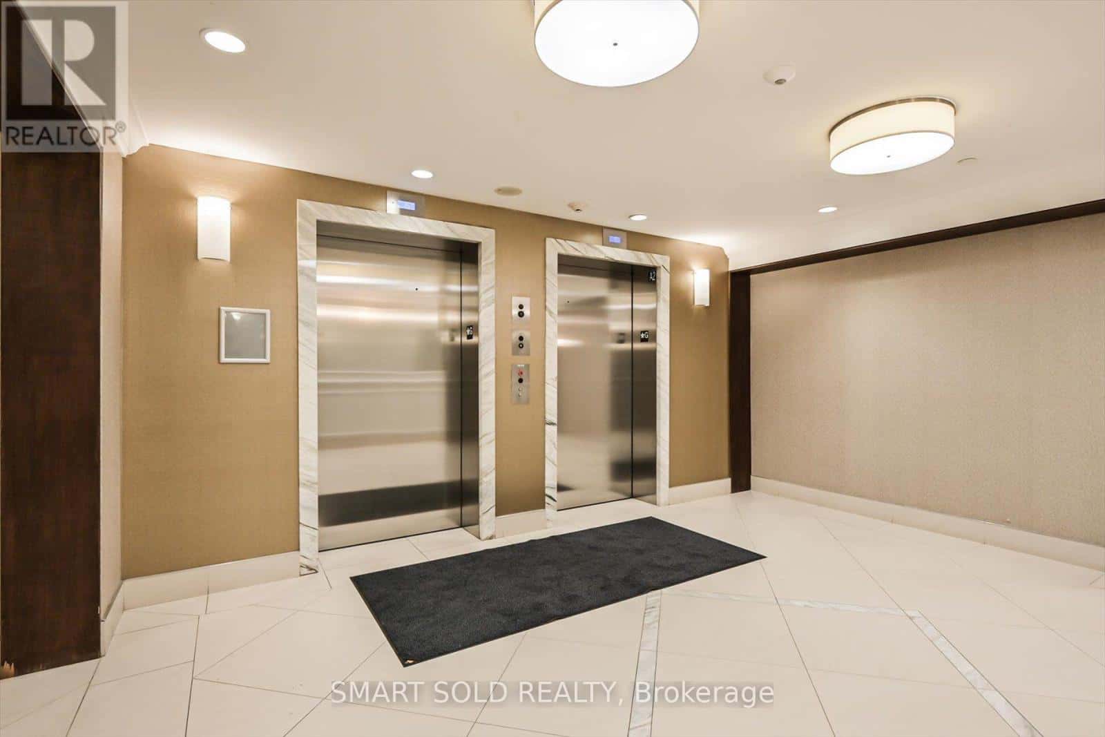 A112 - 89 SOUTH TOWN CENTRE BOULEVARD — Markham (Unionville), Ontario - Photo 3 of 25