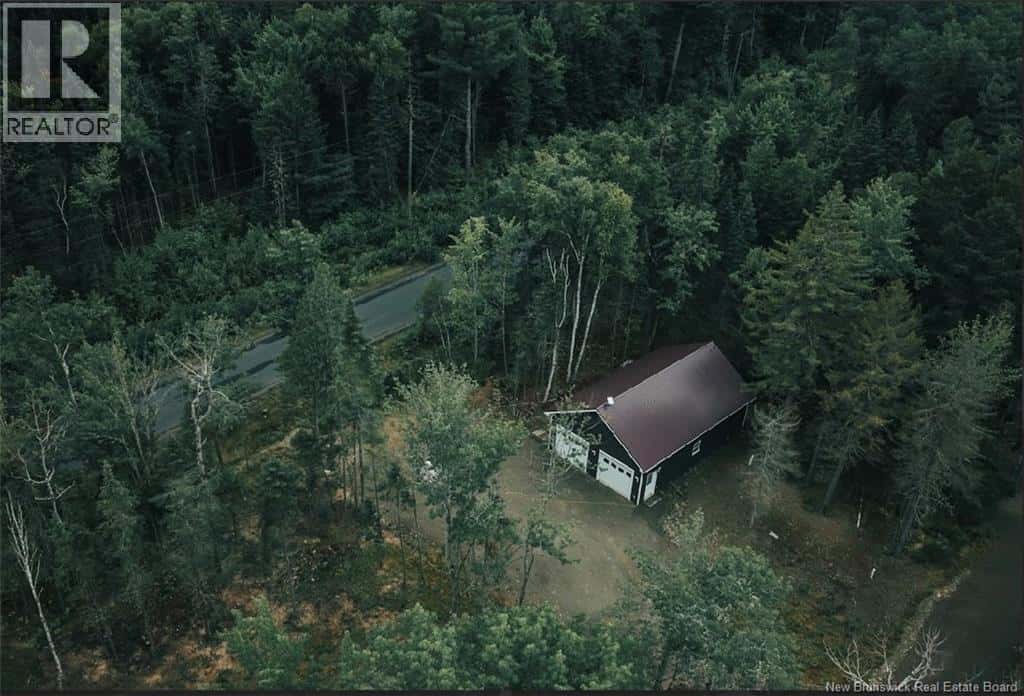 444 Cox Point Road — Cumberland Bay, New Brunswick - Photo 3 of 40