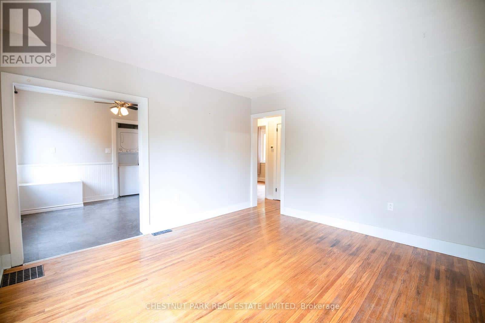 174 GIBBONS STREET — Oshawa (McLaughlin), Ontario - Photo 2 of 30