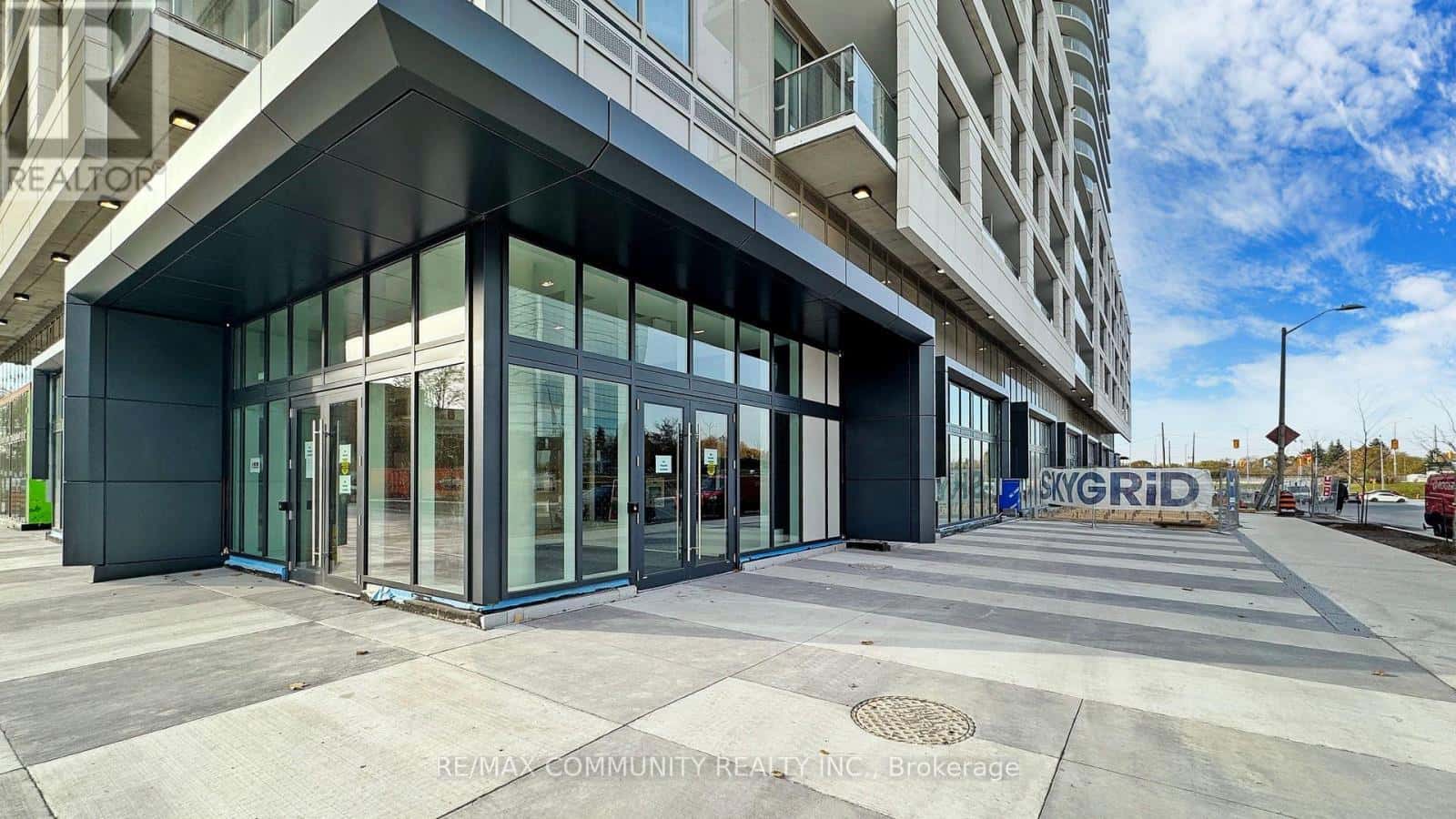 1003 - 2033 KENNEDY ROAD — Toronto (Agincourt South-Malvern West), Ontario - Photo 3 of 49