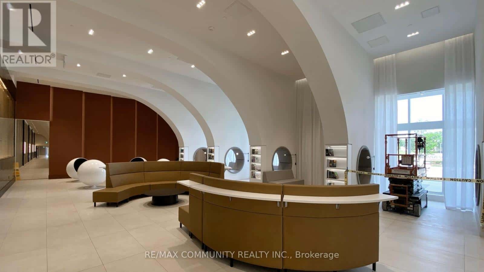 1003 - 2033 KENNEDY ROAD — Toronto (Agincourt South-Malvern West), Ontario - Photo 5 of 49