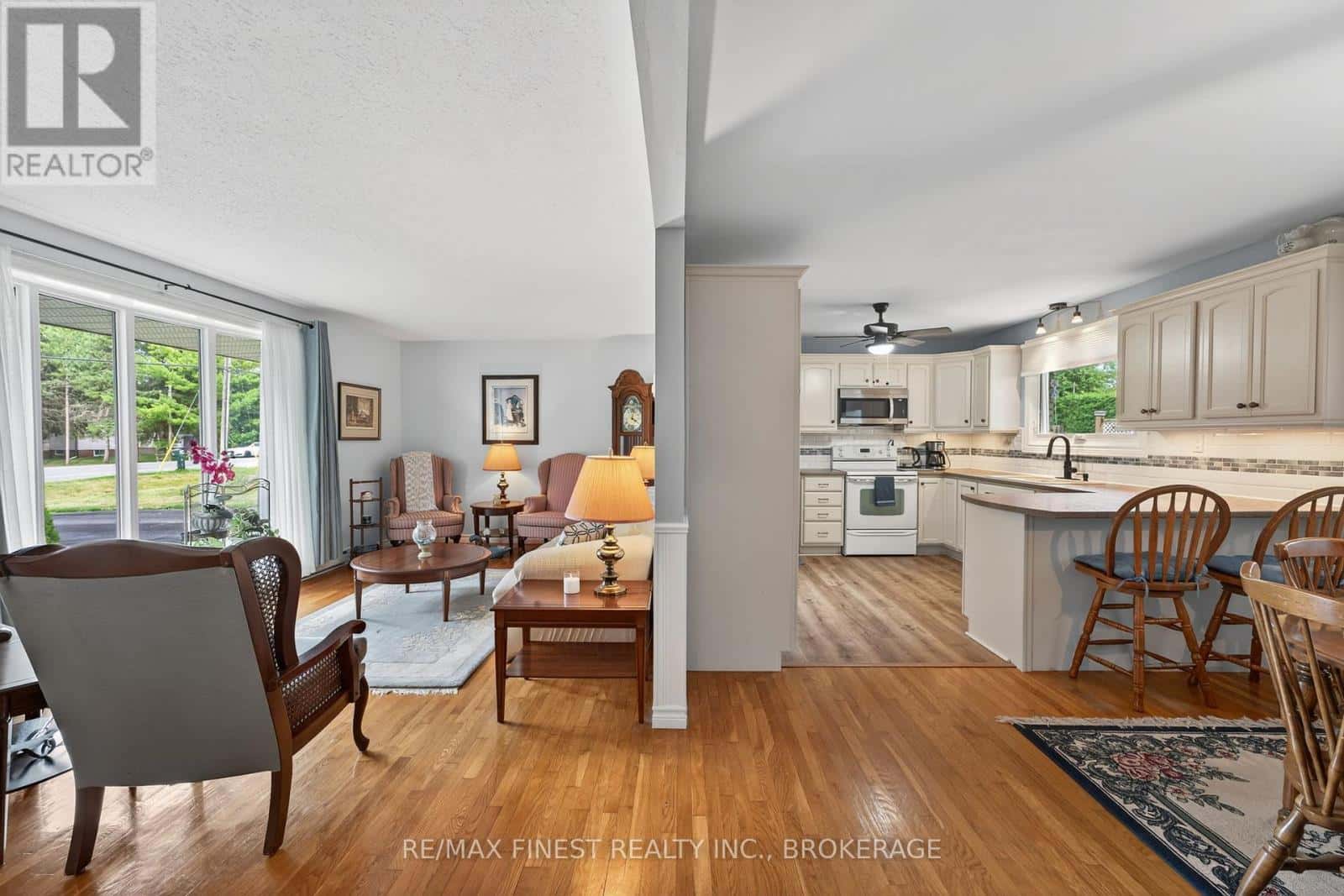 7350 COUNTY ROAD 2 — Greater Napanee (Greater Napanee), Ontario - Photo 3 of 34