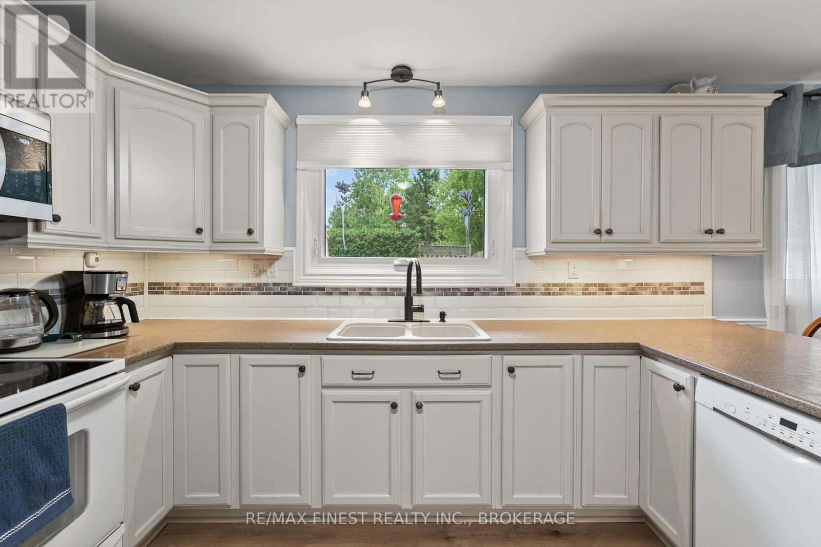 7350 COUNTY ROAD 2 — Greater Napanee (Greater Napanee), Ontario - Photo 5 of 34