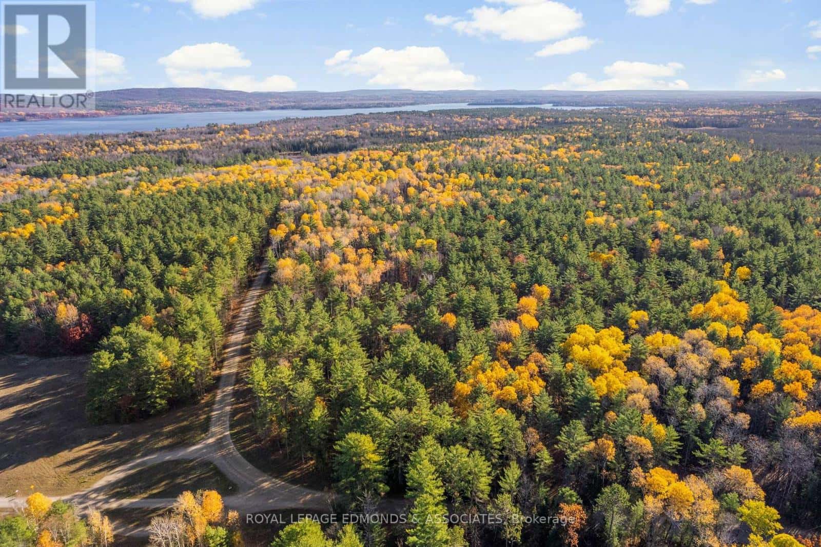 100 NANGOR TRAIL — Whitewater Region, Ontario - Photo 2 of 10