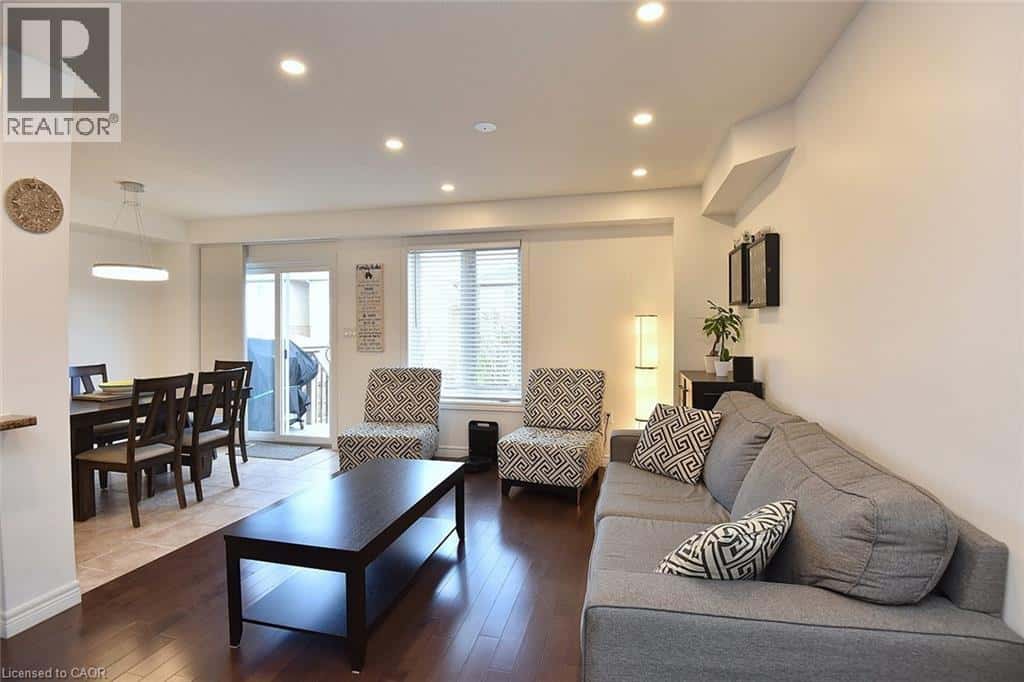 102 CELESTIAL Crescent — Hannon, Ontario - Photo 5 of 50