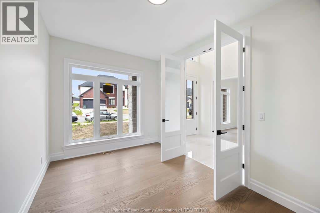 1223 CAMPANA CRESCENT — Lakeshore, Ontario - Photo 2 of 25