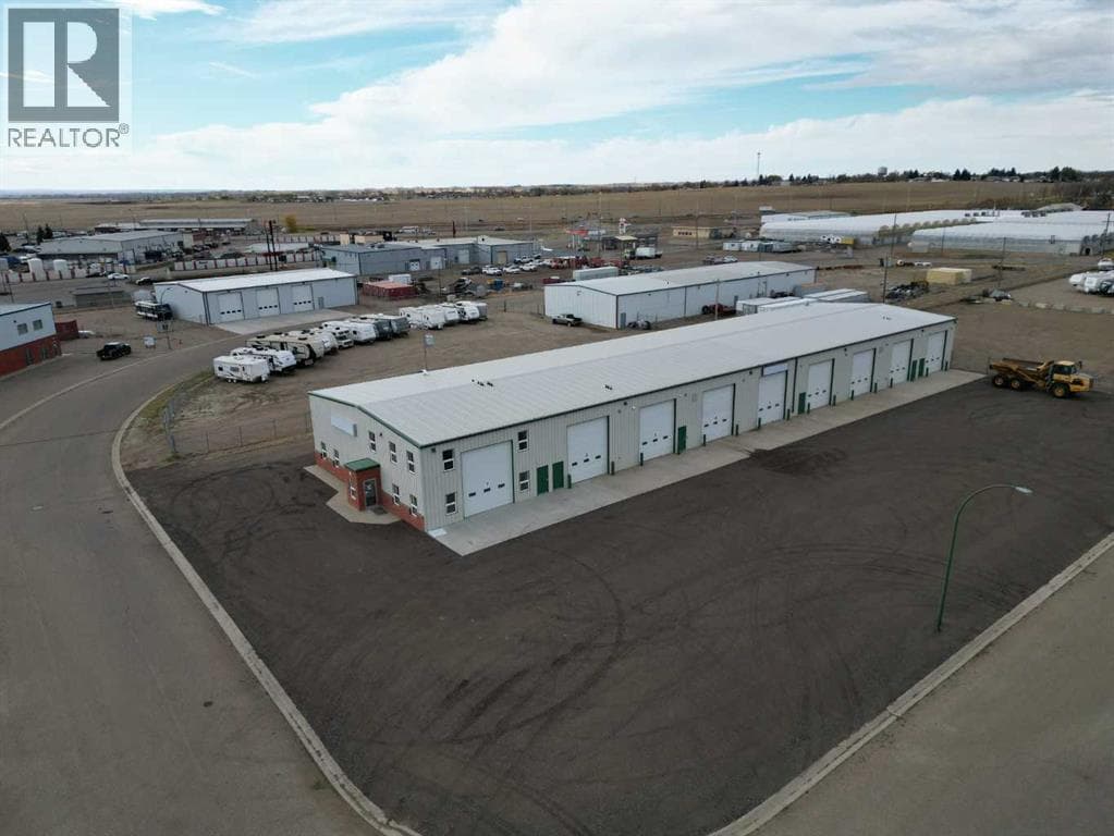 9, 119 Pembina Drive NE — Redcliff, Alberta - Main photo