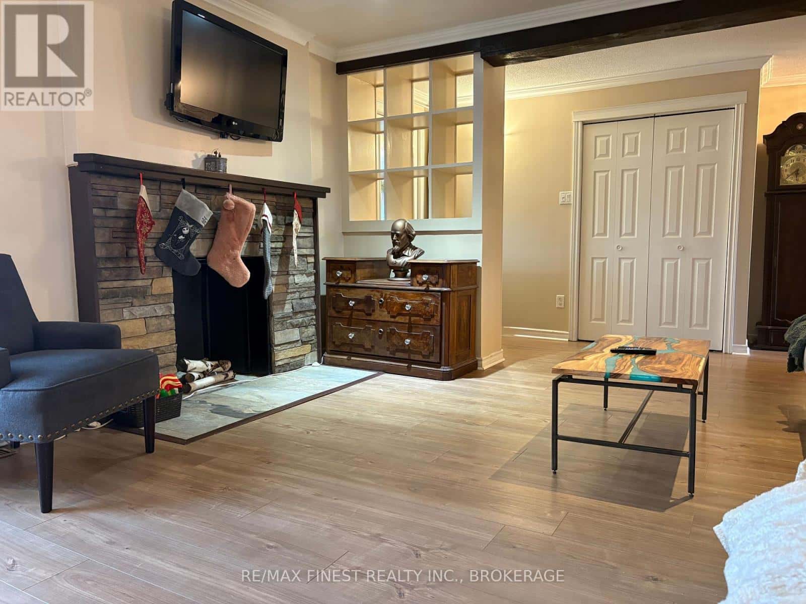 5008 HIGHWAY 38 — Frontenac (Frontenac South), Ontario - Photo 3 of 22