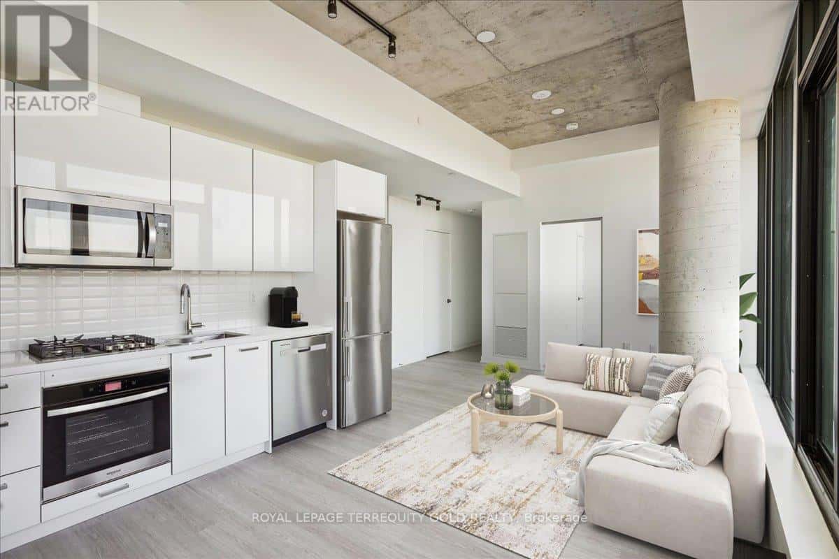 2003 - 195 MCCAUL STREET E — Toronto (Kensington-Chinatown), Ontario - Photo 5 of 25