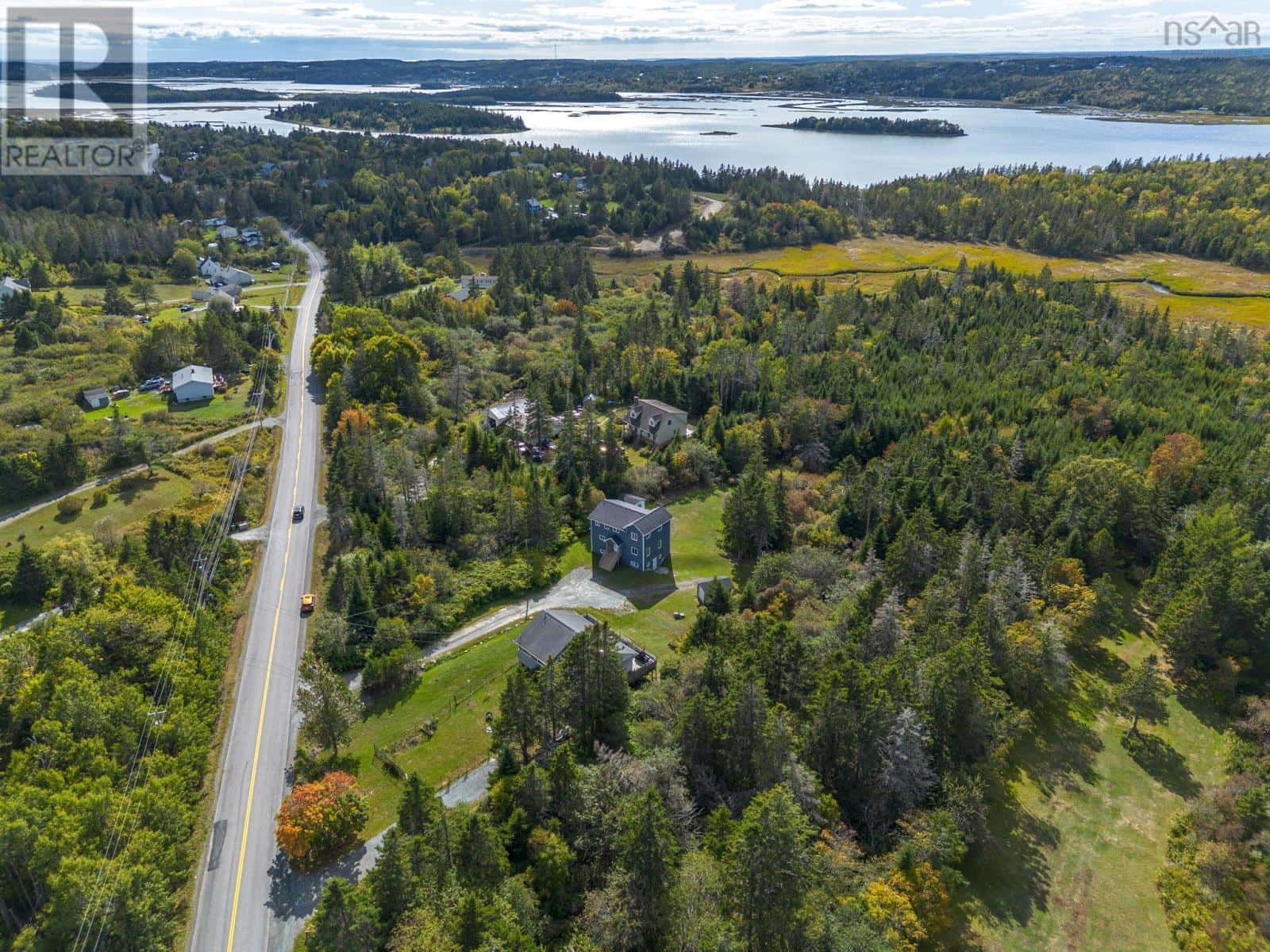 452 East Chezzetcook Road — East Chezzetcook, Nova Scotia - Photo 4 of 50