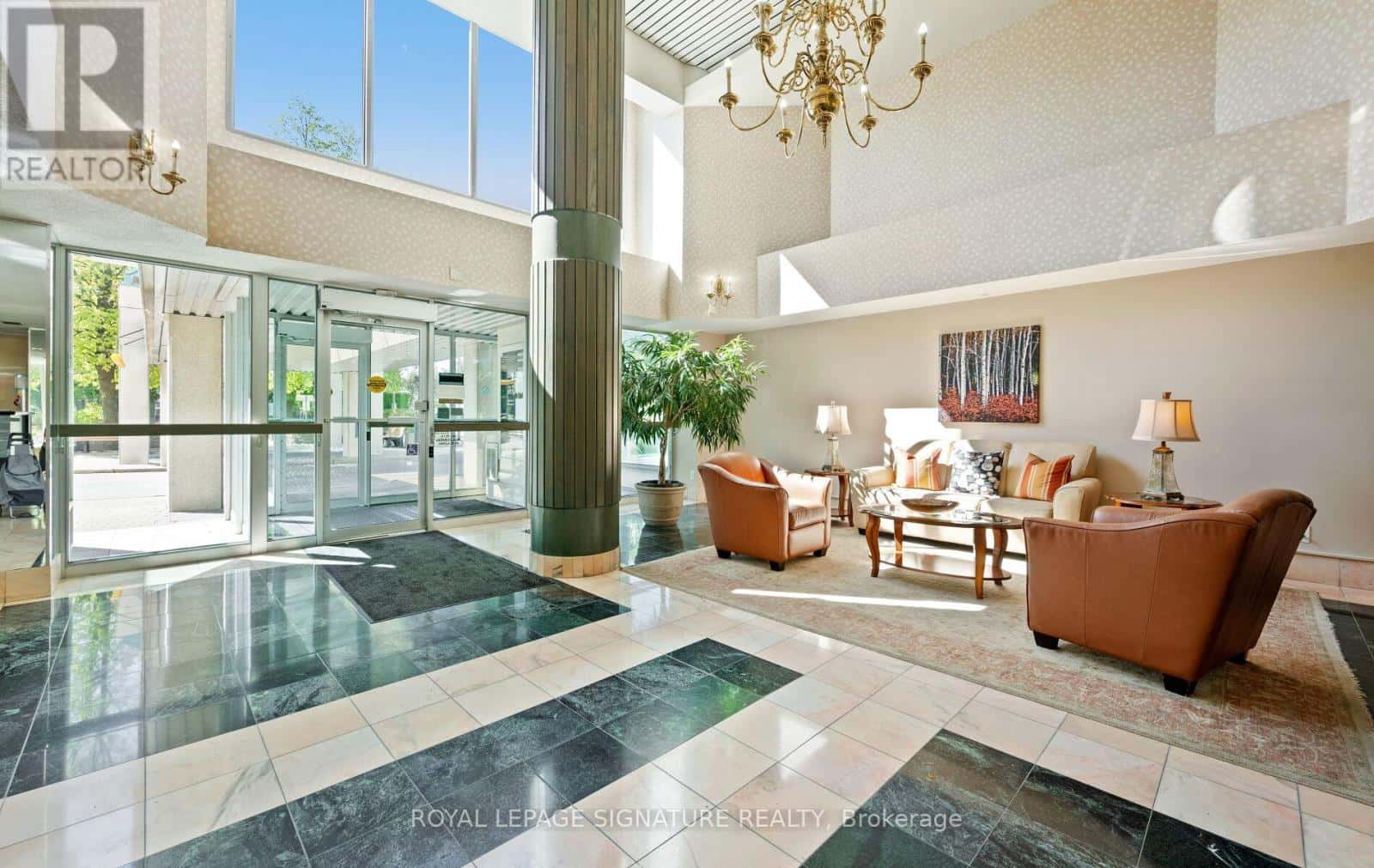 1207 - 310 MILL STREET S — Brampton (Brampton South), Ontario - Photo 3 of 43