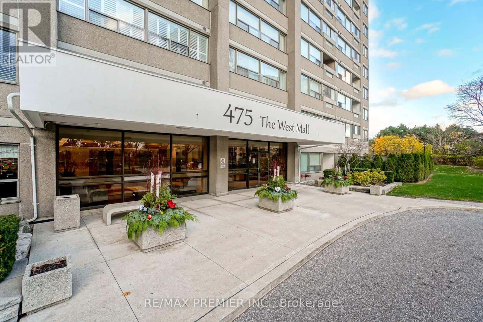 1602 - 475 THE WEST MALL — Toronto (Etobicoke West Mall), Ontario - Photo 4 of 45