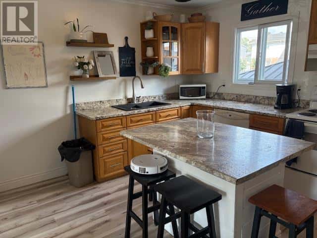 18 Alden RD — Sault Ste. Marie, Ontario - Photo 4 of 18