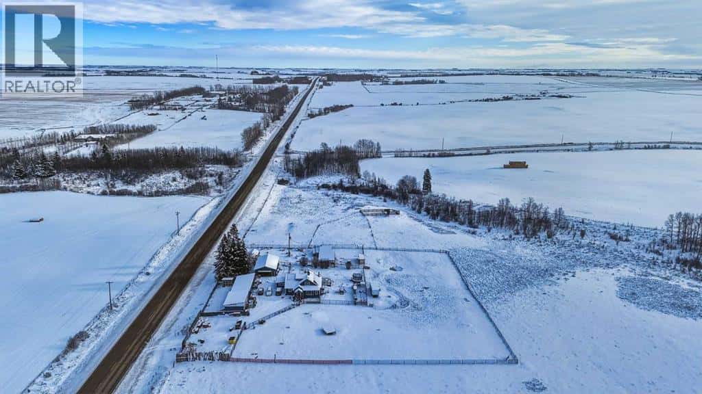 4115 Highway 580 — Cremona, Alberta - Photo 4 of 49
