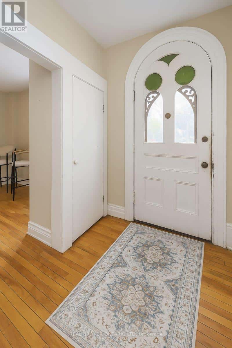 222 ELLEN STREET — North Middlesex (Parkhill), Ontario - Photo 3 of 36