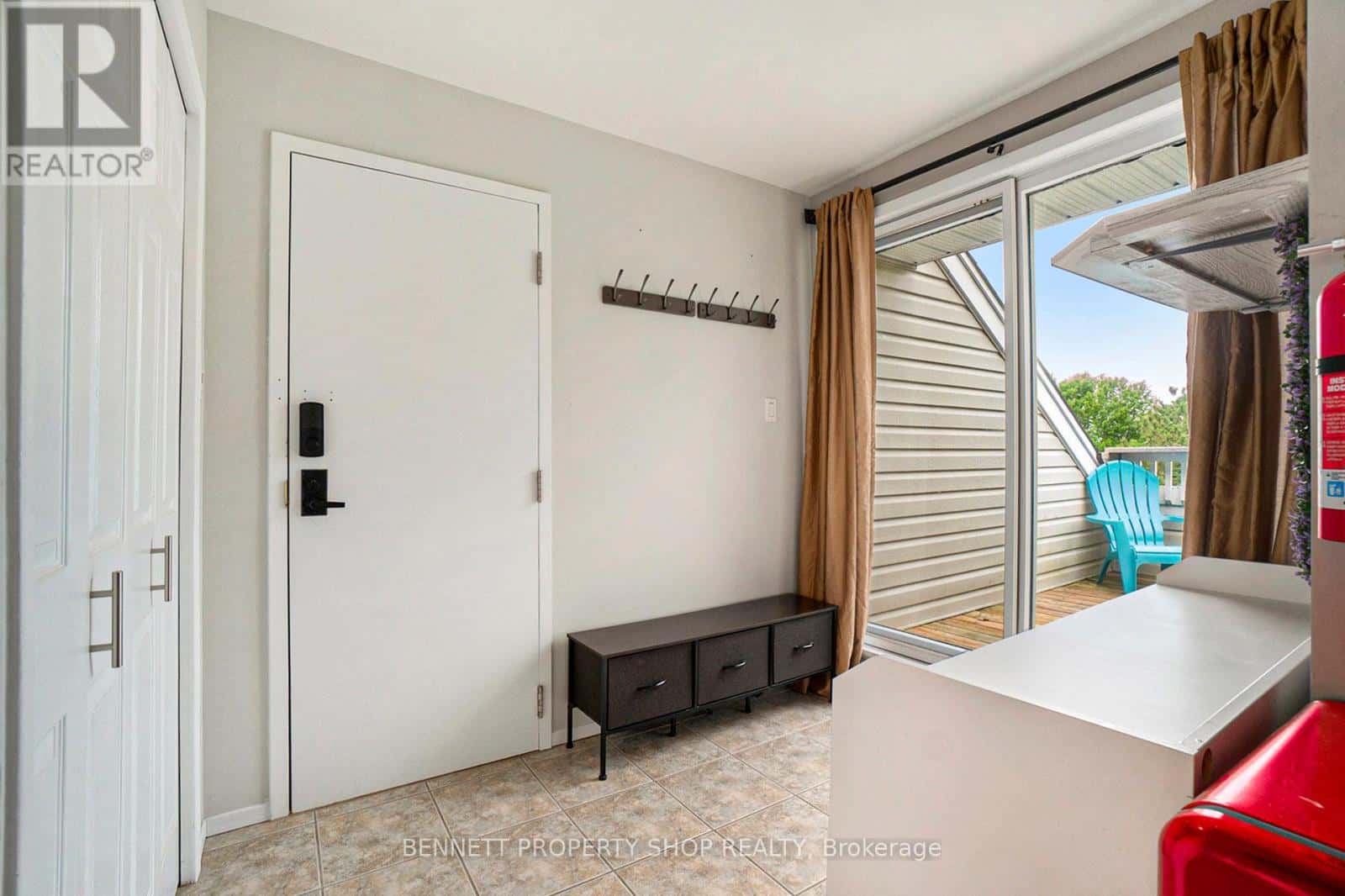 4D - 1036 BARRYVALE ROAD — Greater Madawaska, Ontario - Photo 3 of 19