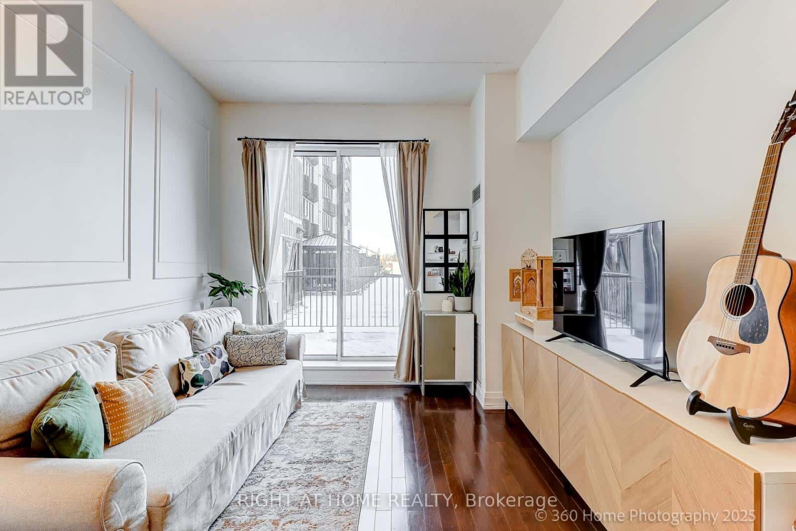 203 - 2737 KEELE STREET — Toronto (Downsview-Roding-CFB), Ontario - Photo 5 of 22