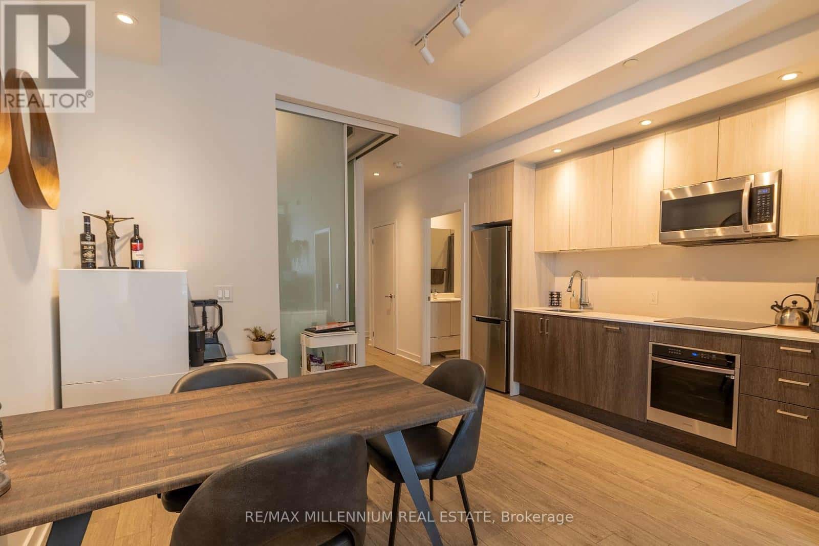 3205 - 1928 LAKESHORE BOULEVARD — Toronto (High Park-Swansea), Ontario - Photo 3 of 12