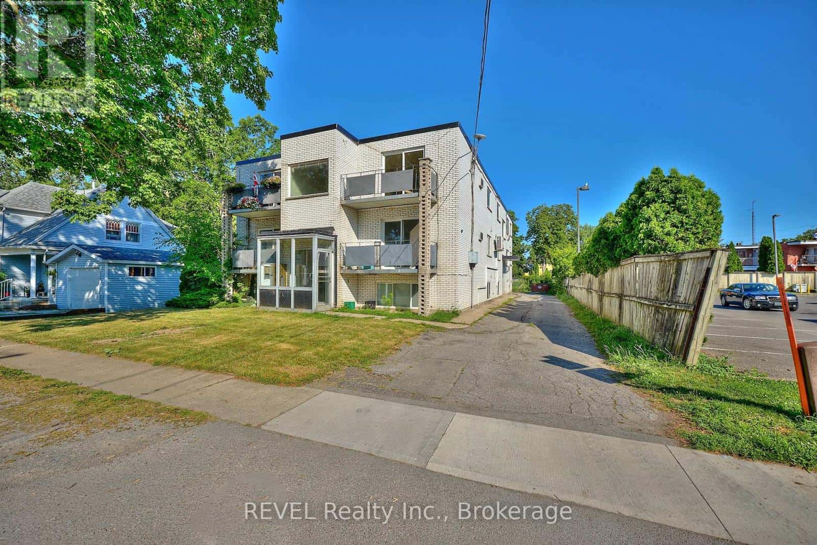 3865 FRONT STREET — Niagara Falls (Chippawa), Ontario - Photo 3 of 14