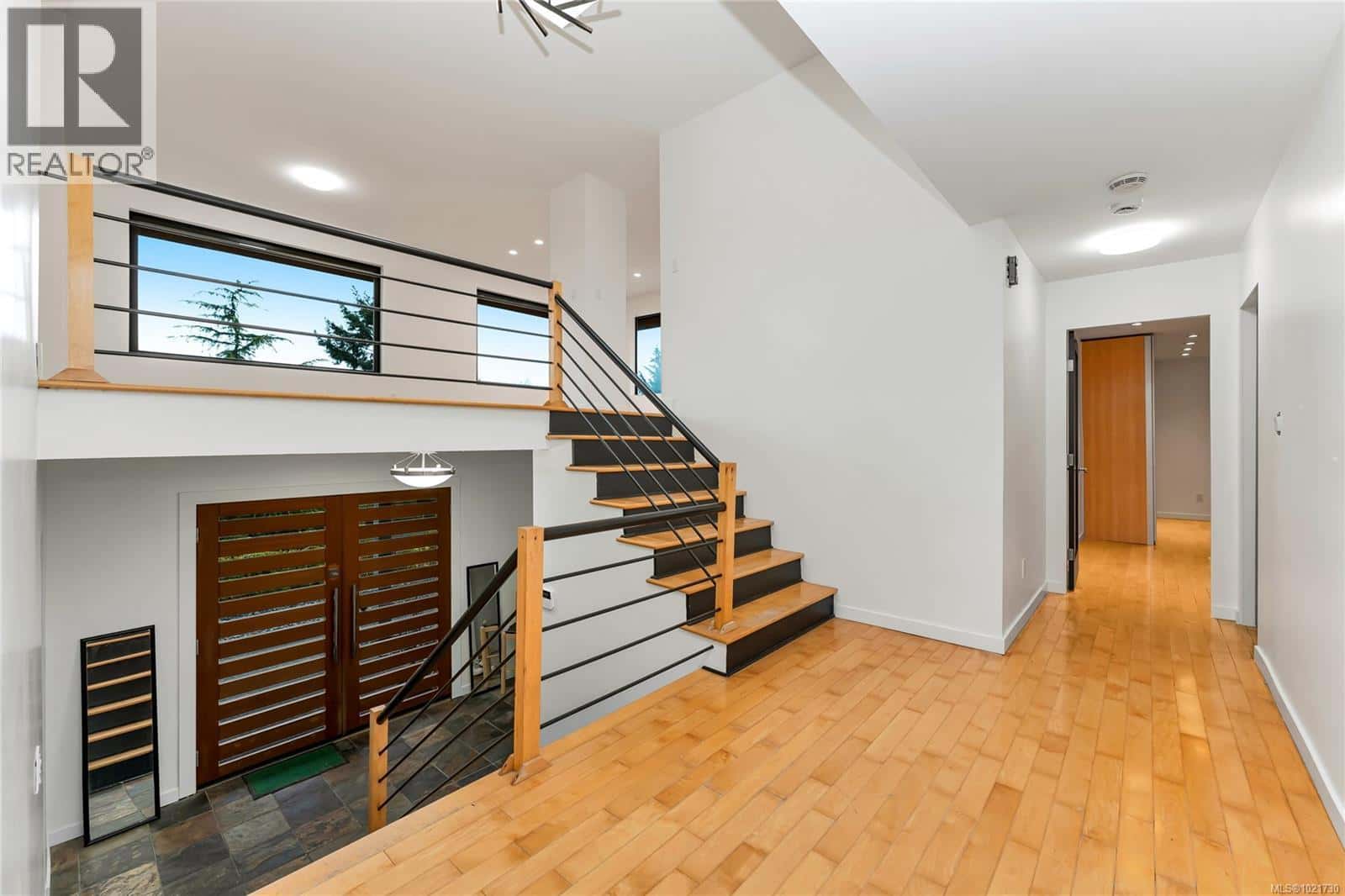 5198 Beckton Rd — Saanich, British Columbia - Photo 4 of 52