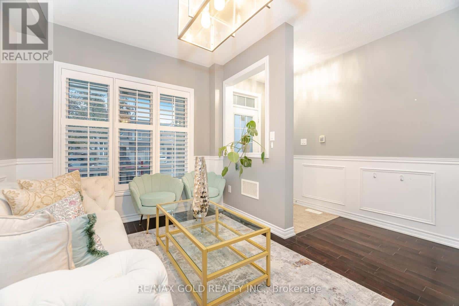 32 DADEN OAKS DRIVE — Brampton (Bram East), Ontario - Photo 4 of 25