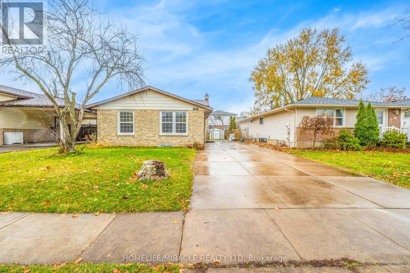 15 KEEFER ROAD — Thorold (Confederation Heights), Ontario - Photo 2 of 42