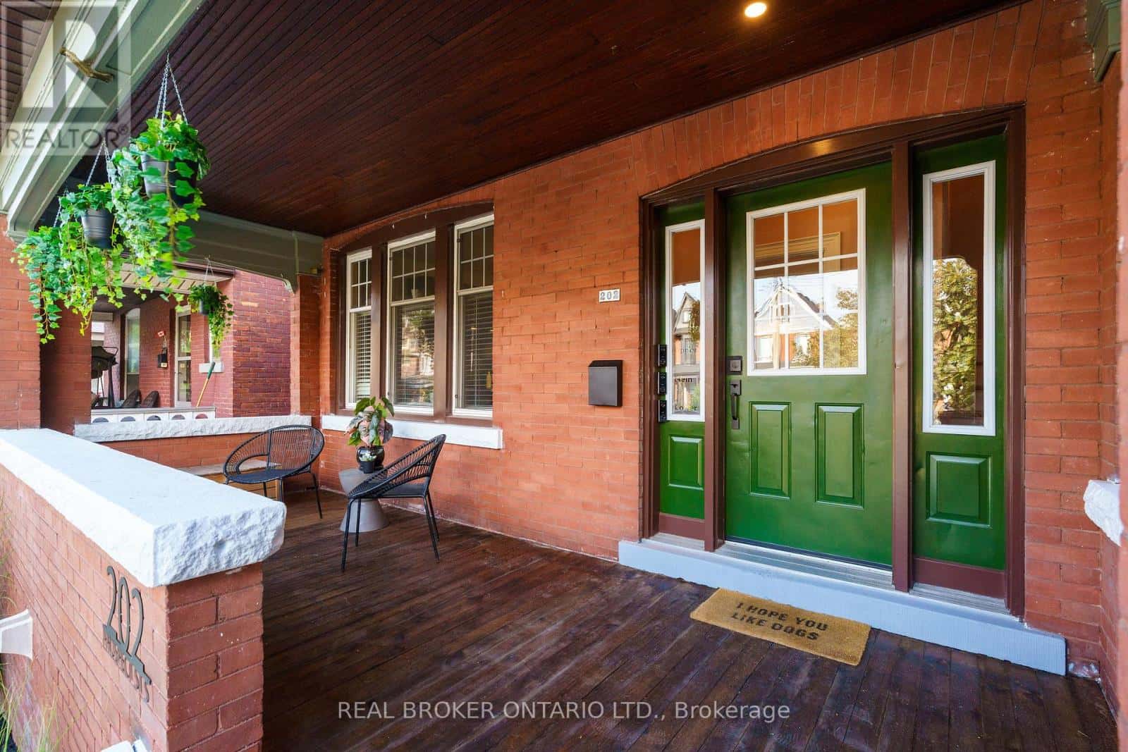 202 PROSPECT STREET S — Hamilton (St. Clair), Ontario - Photo 3 of 40