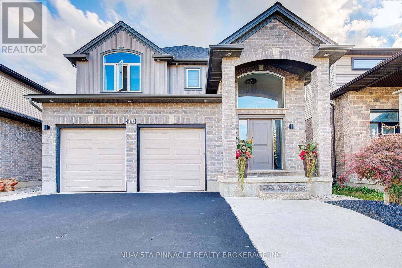 3069 TOKALA TRAIL — London North (North S), Ontario - Main photo