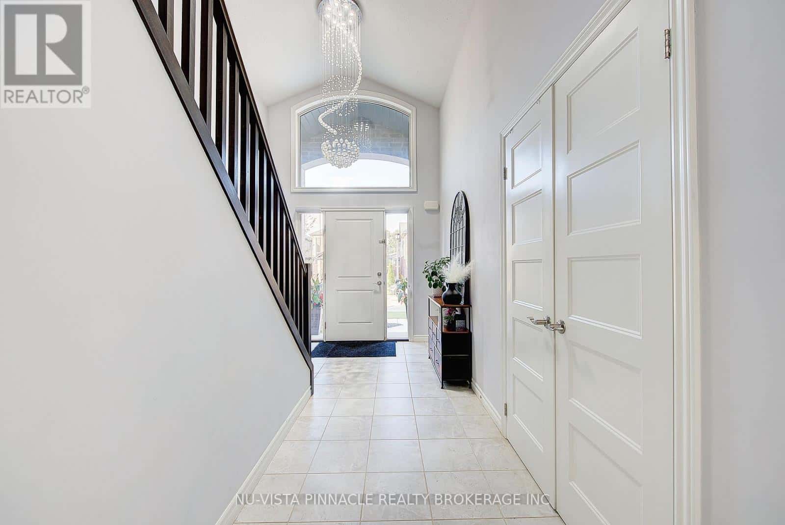 3069 TOKALA TRAIL — London North (North S), Ontario - Photo 4 of 48