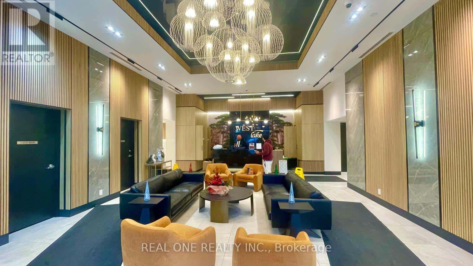 809 - 2220 LAKESHORE BOULEVARD — Toronto (Mimico), Ontario - Photo 2 of 20