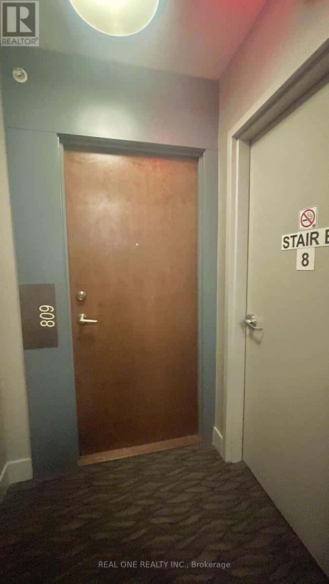 809 - 2220 LAKESHORE BOULEVARD — Toronto (Mimico), Ontario - Photo 3 of 20