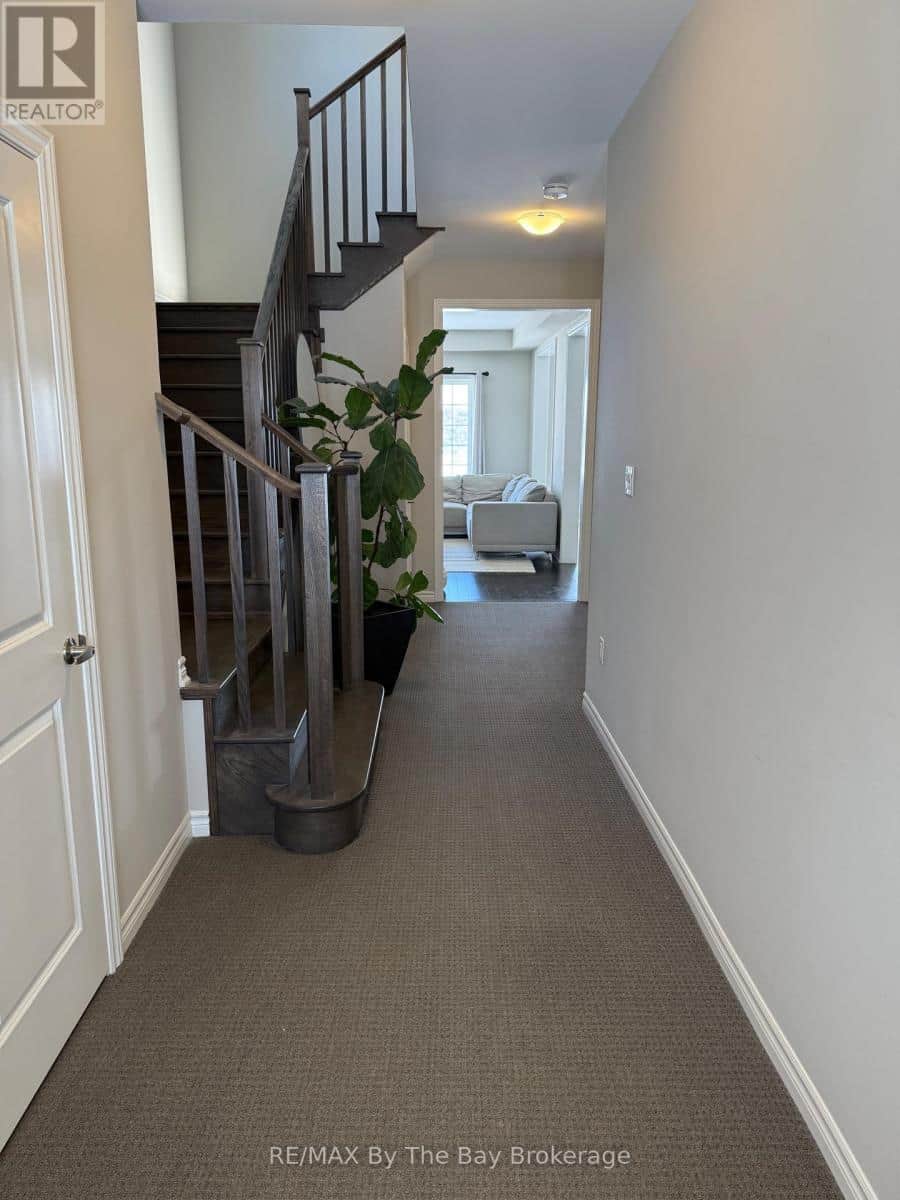 286 SPRINGFIELD CRESCENT - Photo 2 of 14, Clearview (Stayner), Ontario